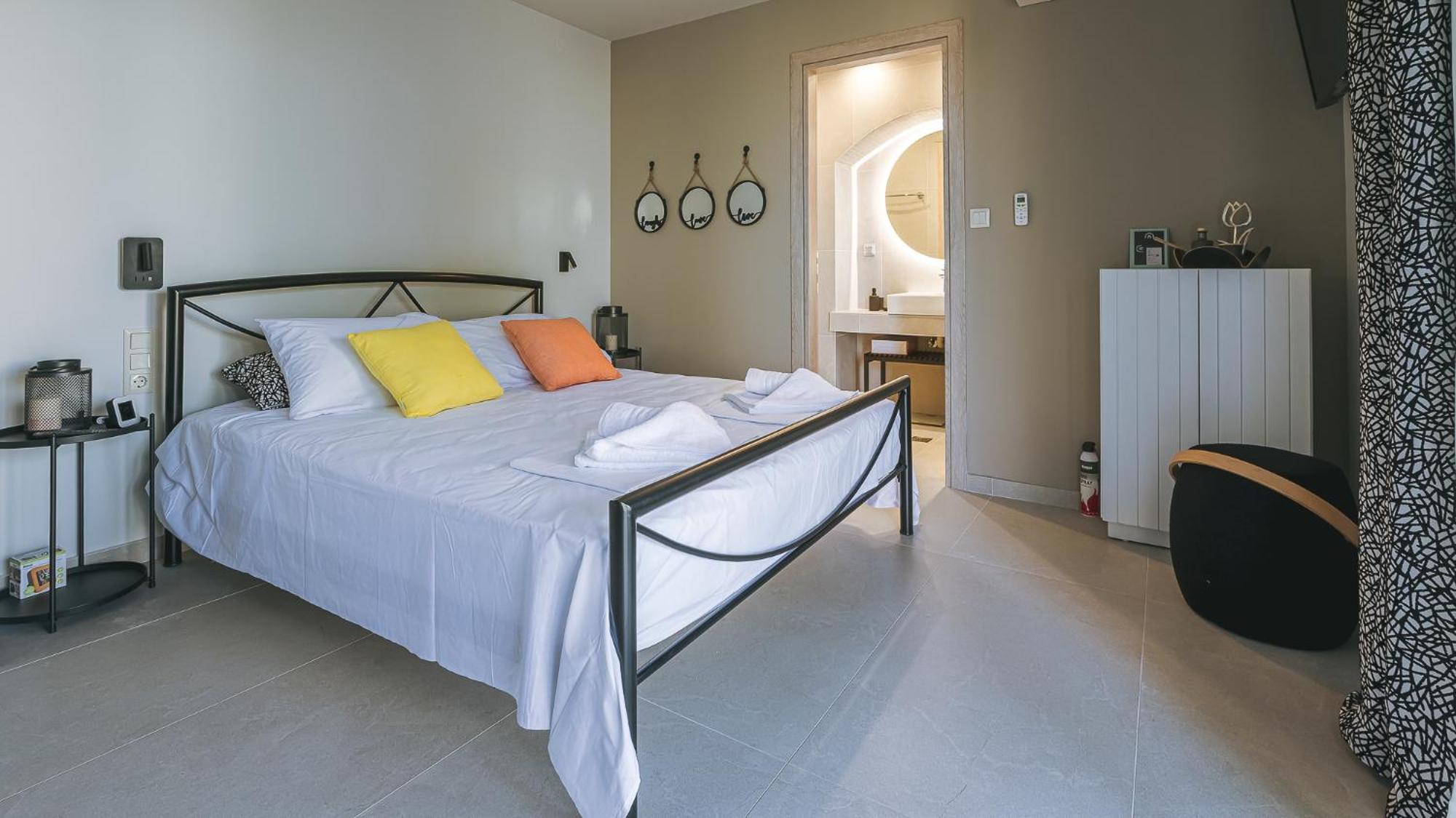 Electra Beachfront Suites, Nea Irakleia Εξωτερικό φωτογραφία