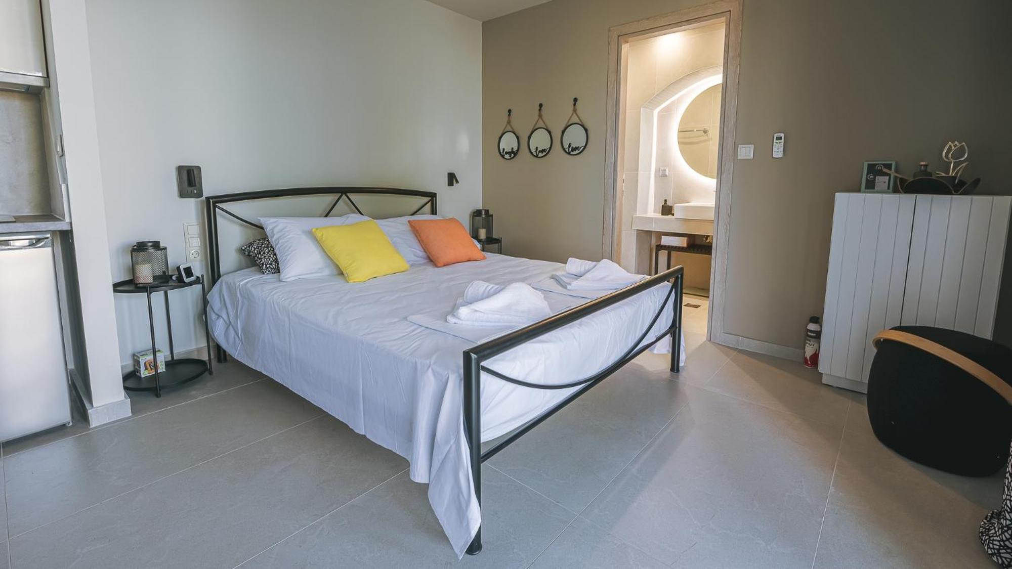 Electra Beachfront Suites, Nea Irakleia Εξωτερικό φωτογραφία