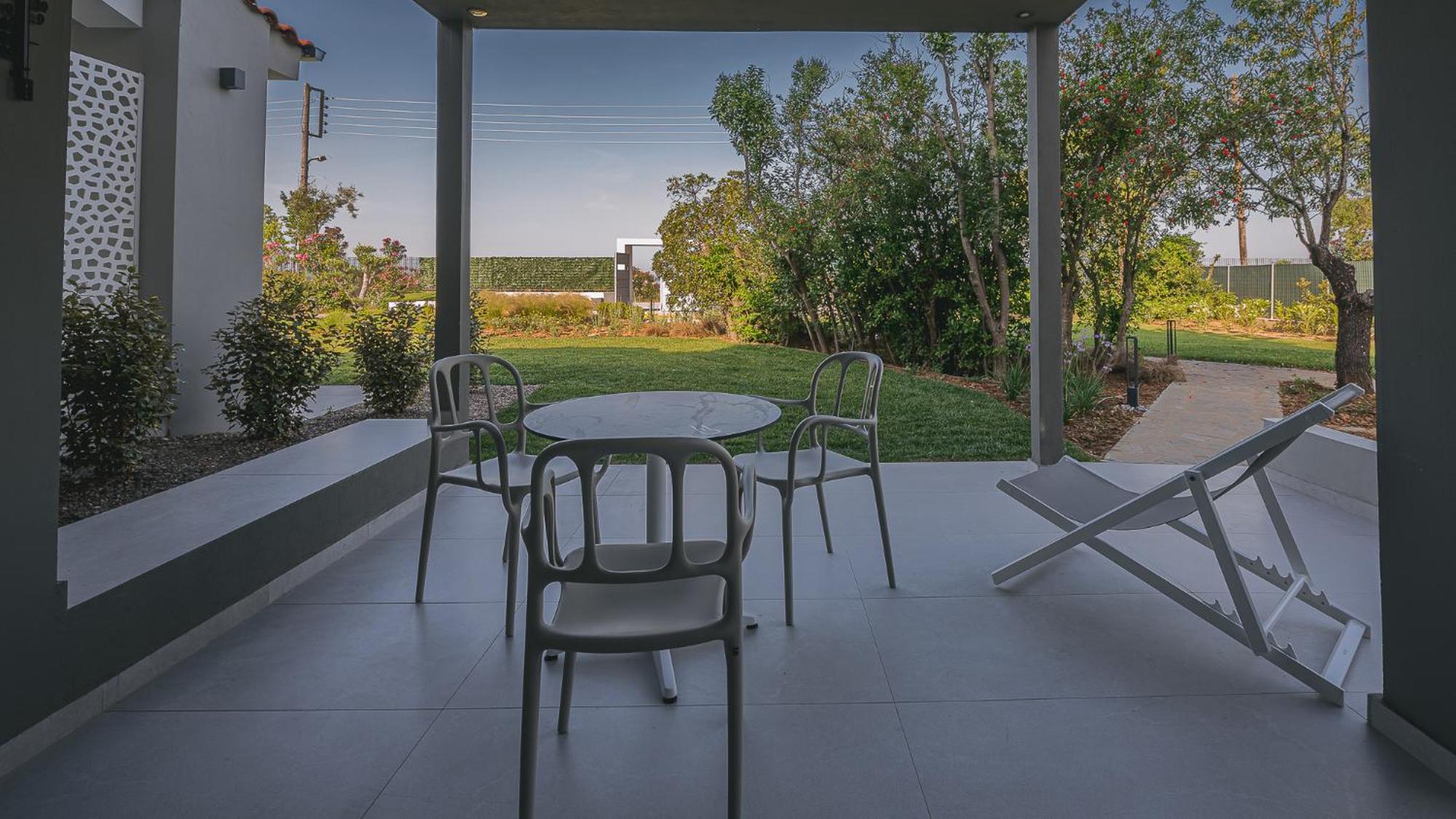 Electra Beachfront Suites, Nea Irakleia Εξωτερικό φωτογραφία
