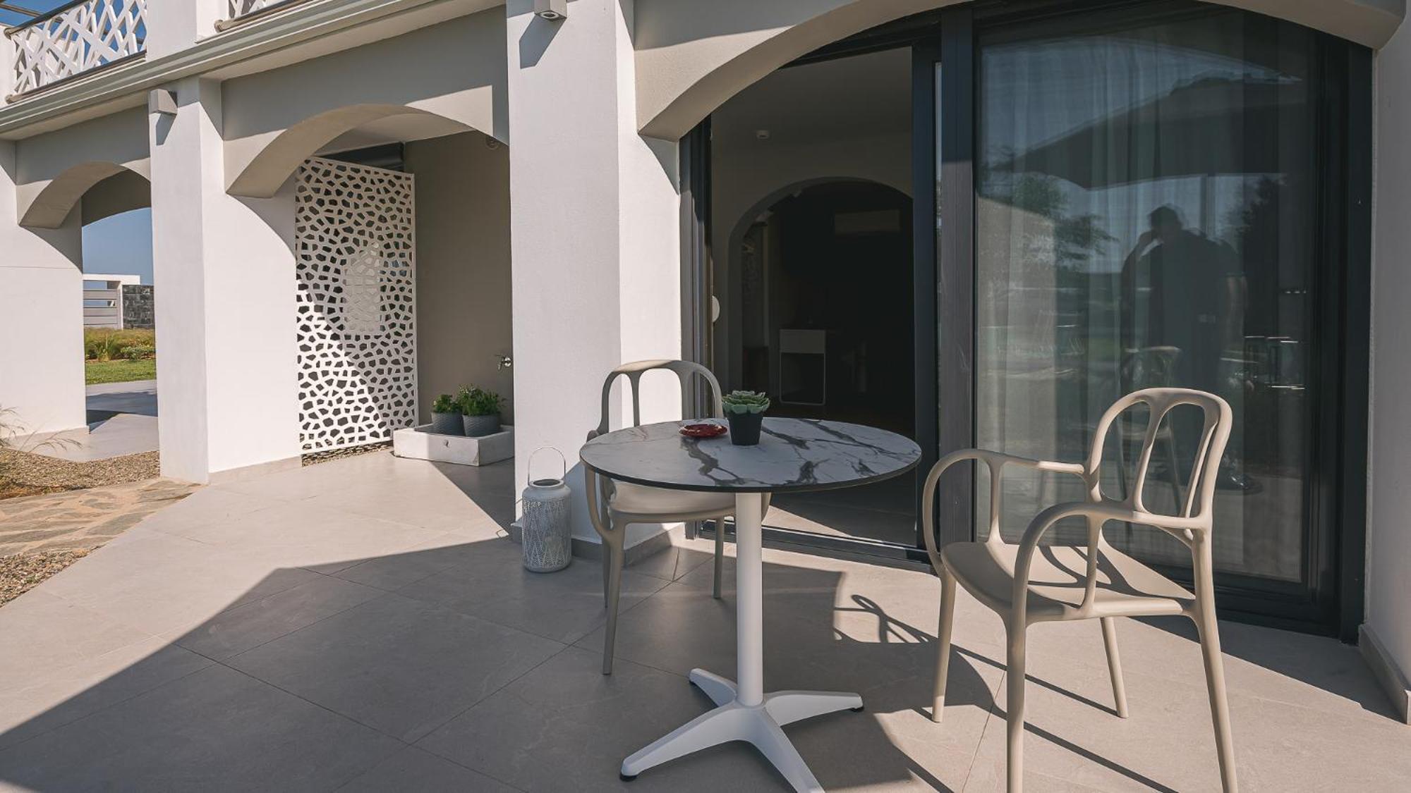 Electra Beachfront Suites, Nea Irakleia Εξωτερικό φωτογραφία